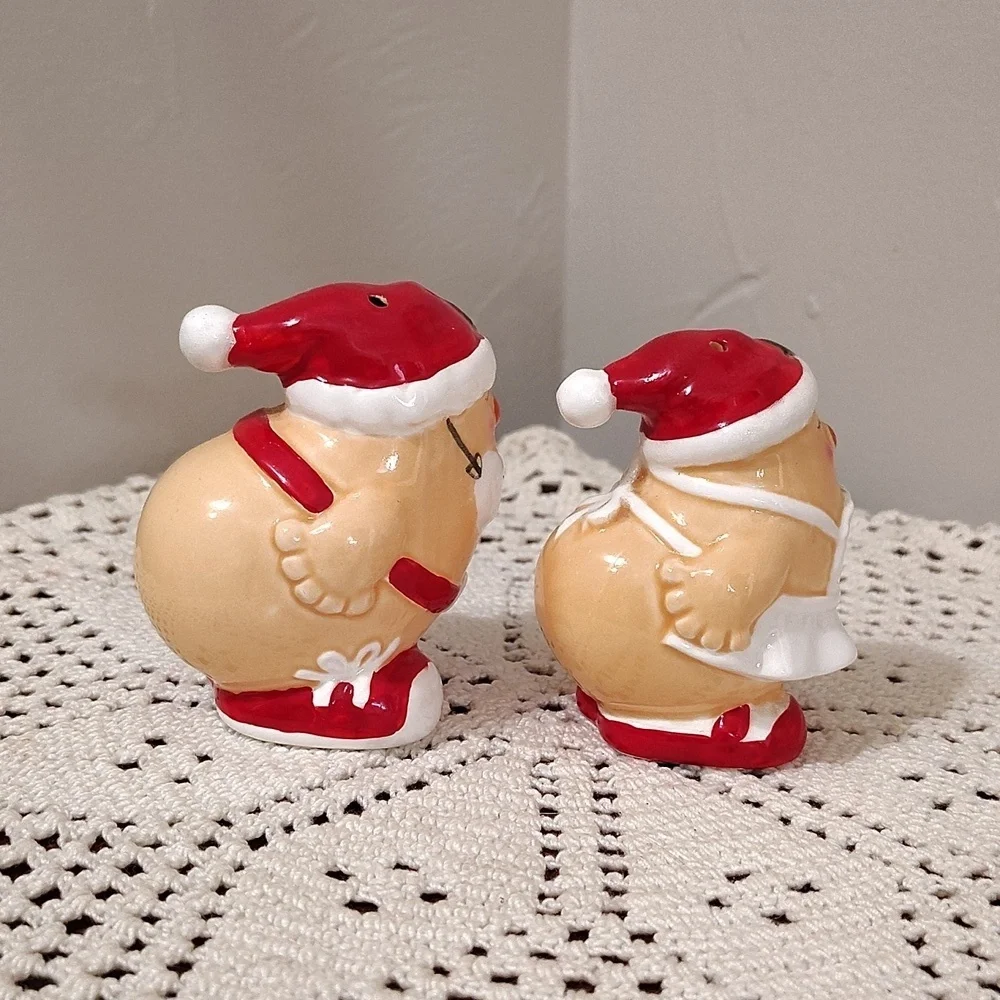 Enesco Holiday Shakers Vintage